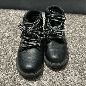 Nautica Boots with Zipper on side